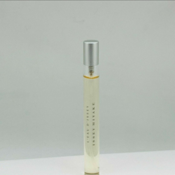 ISSEY MIYAKE
Issey Miyake L'Eau d'Issey Le Sel 8ml - Picture 4 of 5